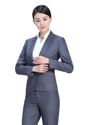 女士西装定制时都需要注意哪些
